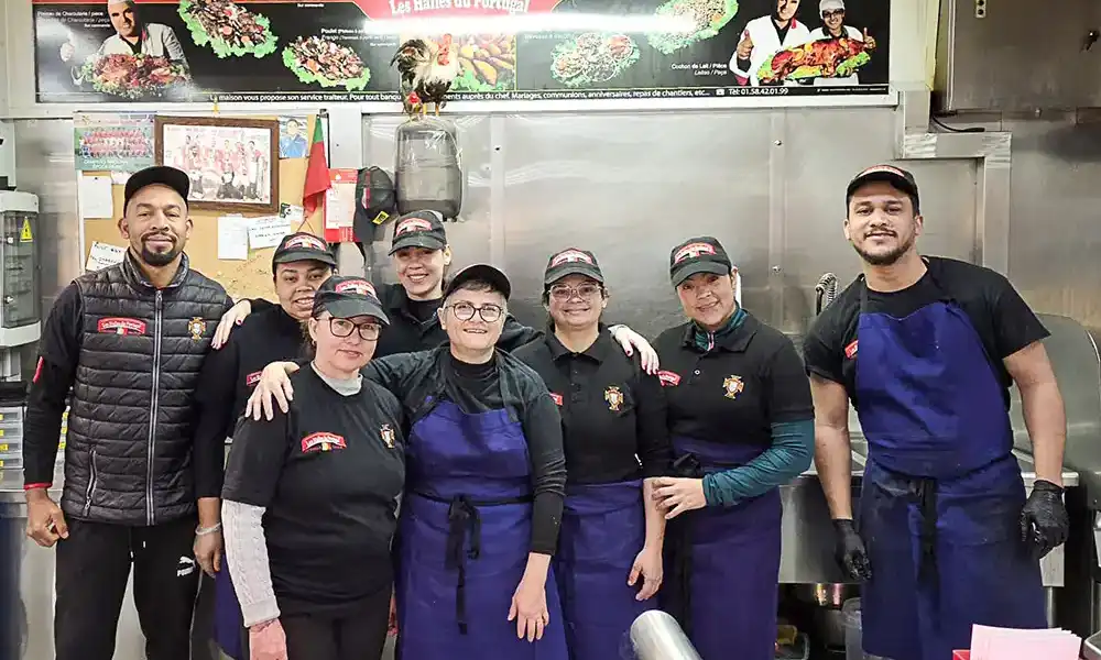 L'équipe artisanale des Halles du Portugal : bouchers, traiteurs et boulangers passionnés...